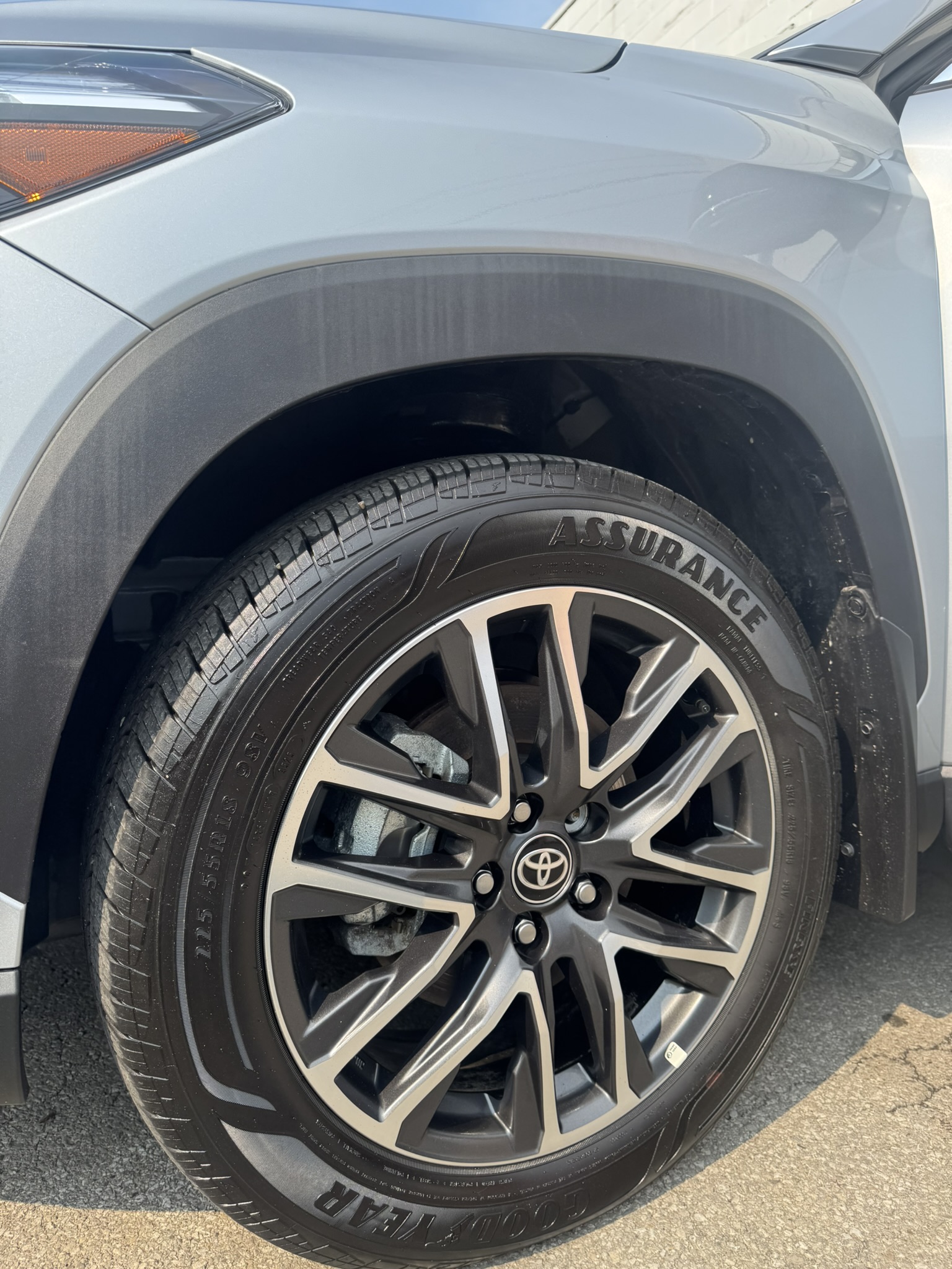 Full vehicle detailing and ceramic protection finish
